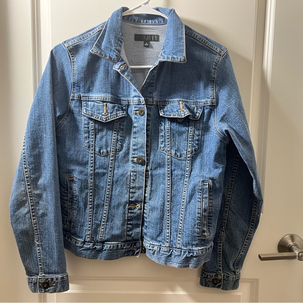 Uniqlo Denim Jean Jacket